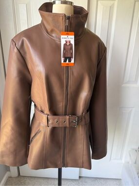 NWT Kenneth Cole Women's Brown faux Leather Belted Jacket